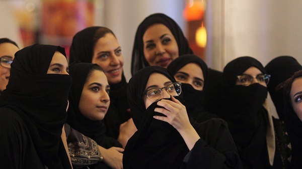 لأول مرة السعودية تسمح لبناتها الزواج من جنسية واحدة فقط للقضاء على كابوس العنوسة؟!