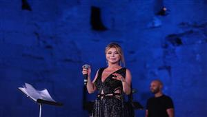 الفنانة نوال الزغبي توجه رسالة اعتذار لـ لطيفة لهذا السبب