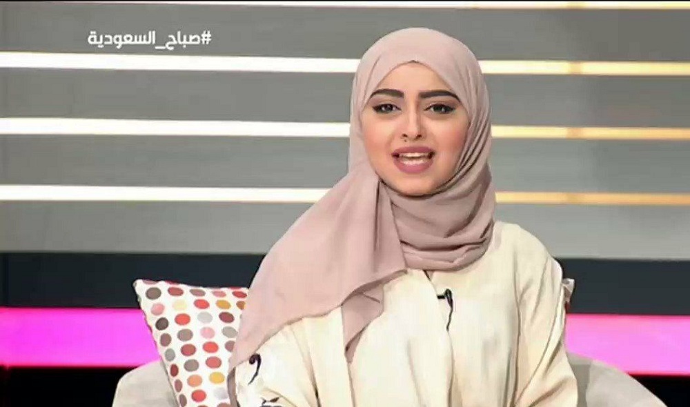 مذيعة سعوديه في  قناة إم بي سي تستضيف شاب في برنامجها ثم تعلن زواجها به ولكن ما حصل كان صادماً!!