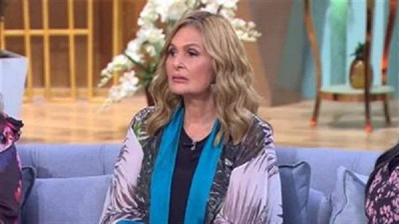الفنانة يسرا ناعية مفيد فوزي.. فقدنا محاورا عظيما أضاف للفن والإعلام