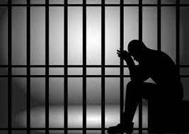 عقوبة ربانية مرعبة لشاب عربي يقوم بعمل غير لائق ومحرم شرعا داخل منزله في نهار رمضان؟