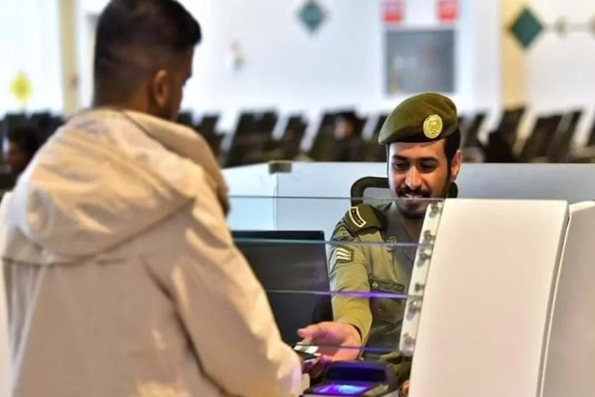 هل يتم تسليم جواز السفر القديم عند التجديد للمواطنين بالمملكة؟.. الجوازات السعودية تجُيب