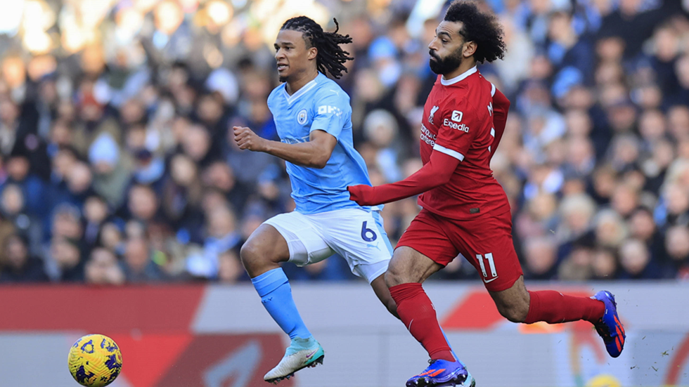 مواجهة حاسمة لفريق ليفربول ضد مانشستر يونايتد .. موعد المباراة والقناة الناقلة