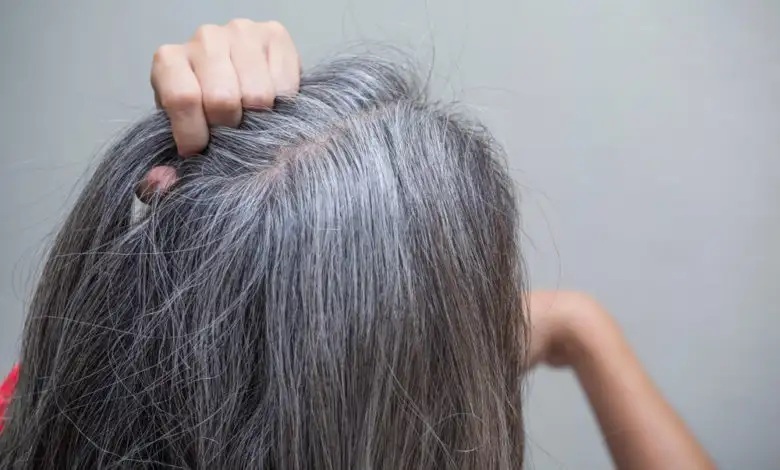 وصفة جبار بدون حنة ولا صبغة للقضاء على الشيب نهائياً .. اليك طريقة الاستخدام!
