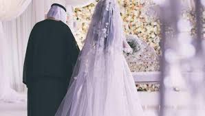 شاب سعودي يتزوج سيدة أعمال صينية غير مسلمة..وبعد 3 أشهر حدث شي غير متوقع!! 