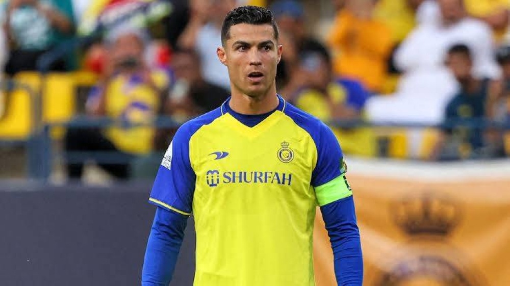 أول تعليق مفاجئ من كريستيانو رونالدو بعد إقالة مدرب نادي النصر السعودي.. ماذا قال؟