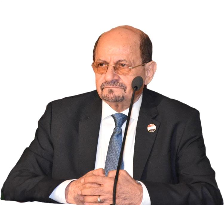 وزير الخارجية.. تعيين سفراء جدد بعد سنوات من التمديد
