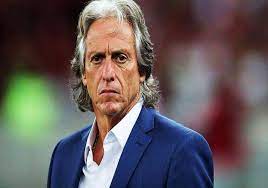 شاهد .. فضيحة مدوية في نادي الهلال السعودي بسبب ما فعله بعض اللاعبين مع مدربهم ( فيديو )