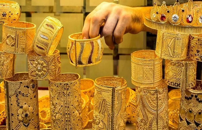 السعودية.. سعر الذهب اليوم في مصر بعد القرارات الجديدة! 900 جنية نزلها مرة واحدة أفضل فرصة للمشترين